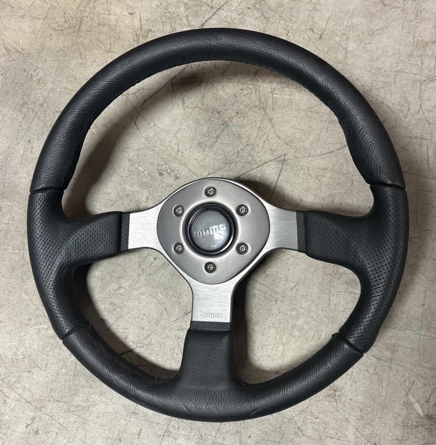 Momo - Sport Steering Wheel for Defender - USED