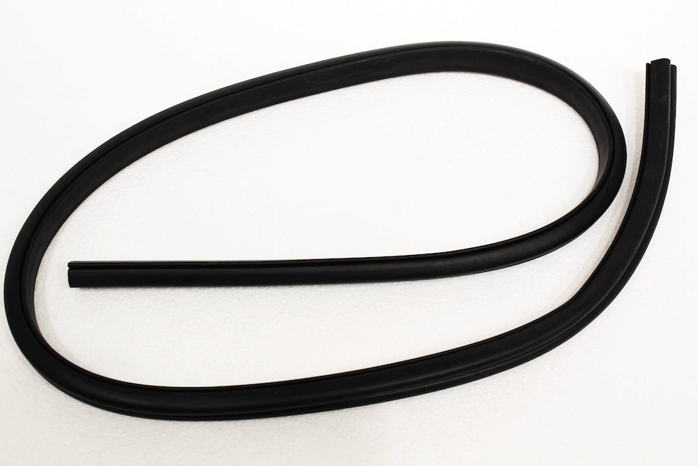 Seal - Windscreen to Roof