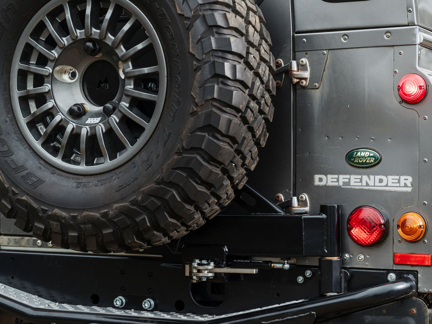 Terrafirma - Single Arm Spare Wheel Carrier - Chassis Mounted