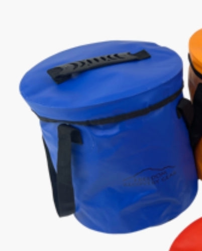 Freedom Recovery Gear - Rope or Water Bucket - 12 Litre - w/Snap Lid - Blue