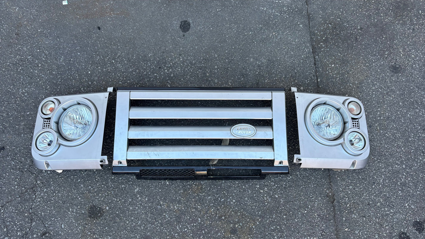 Defender SVX Grill Set - Genuine Land Rover - USED