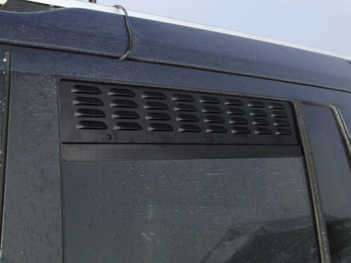 Nakatanenga - Side Vent for Side Windows - Discovery 1, 2, LR3 LR4 - Pair